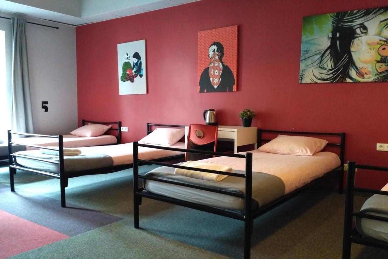 Mish Mash Nowogrodzka Hostel Varsó Kültér fotó