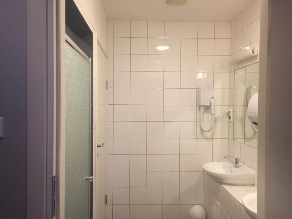 Mish Mash Nowogrodzka Hostel Varsó Kültér fotó