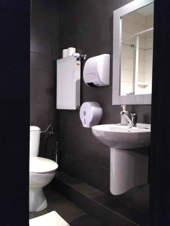 Mish Mash Nowogrodzka Hostel Varsó Kültér fotó